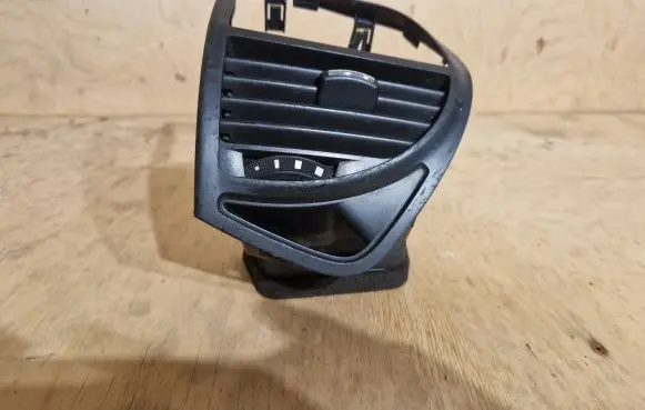 Citroen C4 Grand Picasso Dashboard side air vent grill/cover trim 3038143100 303814AB 303844