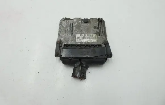 Skoda Superb B6 (3T) Engine control unit/module 03L906018SR 03L906018MH 0281030091