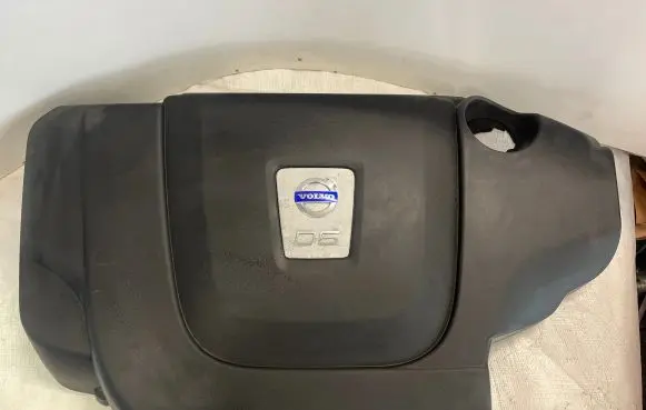 Volvo V70 Engine cover (trim) 30771916 31272425 DP5UA