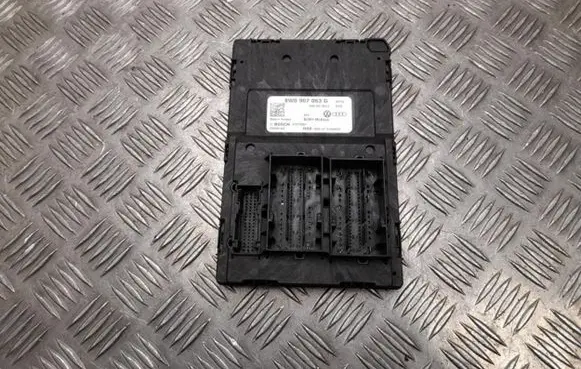 Audi Q7 4M Comfort/convenience module 8W0907063G
