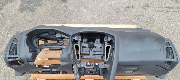 Ford Focus Dashboard BM51A018W18AC 1822663XCB