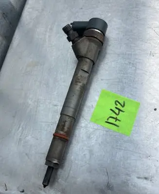 Jeep Cherokee III KJ Fuel injector 0445110218
