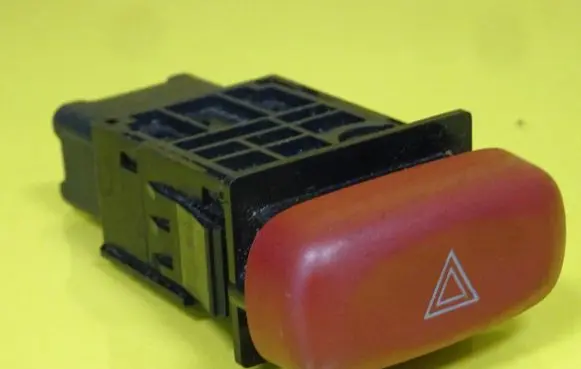 Suzuki Liana Hazard light switch