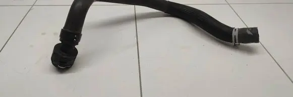 Peugeot 208 Engine coolant pipe/hose
