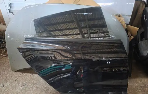 Tesla Model 3 Rear door 1081440E0C