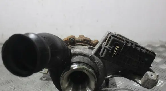 BMW 1 E81 E87 Turbo 7800594C02