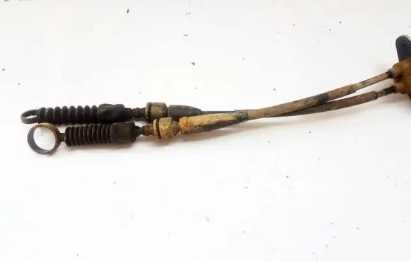 Gear shift cable linkage