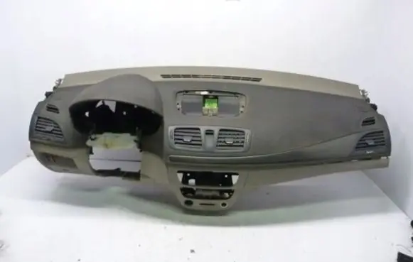 Renault Megane III Dashboard glove box trim