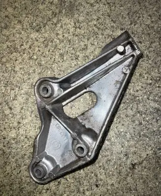 BMW 5 E34 Engine mounting bracket 1133363