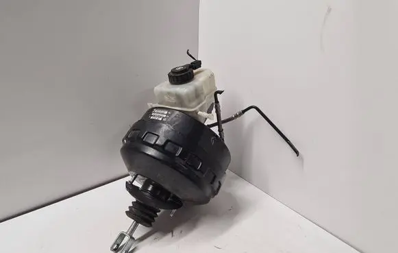 BMW 1 E81 E87 Brake booster 6775930 25222997206688