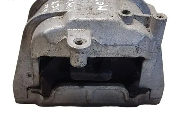Skoda Octavia Mk2 (1Z) Engine mount bracket 1K0199262CF