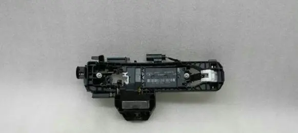 Rear door exterior handle/bracket