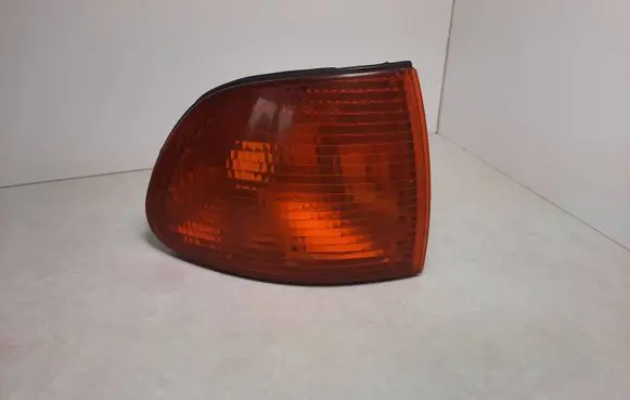 BMW 7 E38 Front indicator light 63138352136