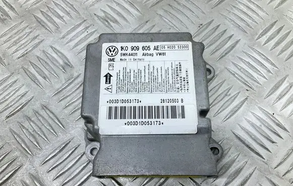 Volkswagen Scirocco Airbag control unit/module 1K0909605AE