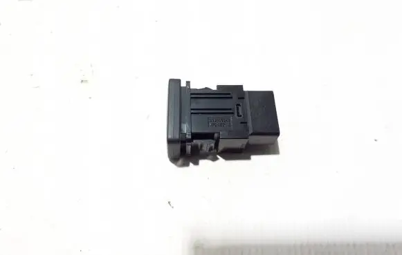 Mitsubishi Outlander Other switches/knobs/shifts 8610A228