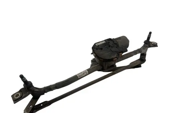 Front wiper linkage and motor