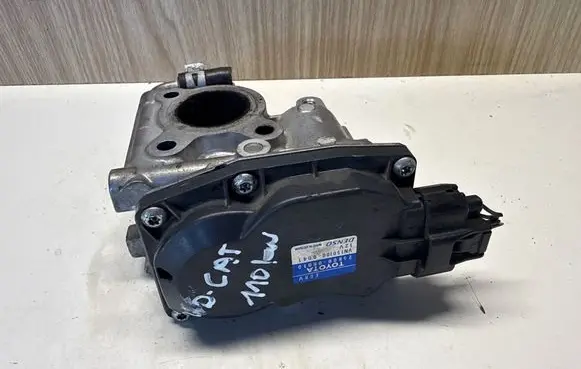 Toyota Avensis T270 EGR valve 258000R010 VN1501000041