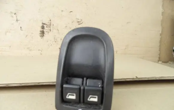 Peugeot 206 Quarter vent window switch 