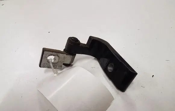 BMW 3 F30 F35 F31 Rear door lower hinge 7246061
