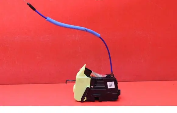 KIA Sportage Front door lock 81310R2010