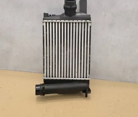 Dacia Lodgy Intercooler radiator 14461B681A 144965154R
