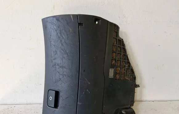 Audi A6 S6 C5 4B Glove box