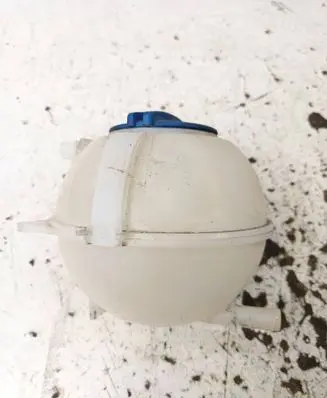 Volkswagen Polo V 6R Coolant expansion tank/reservoir 6Q0121407B
