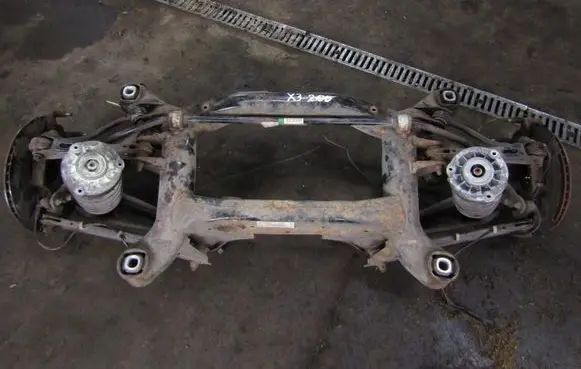 BMW X3 F25 Rear axle beam with reductor 