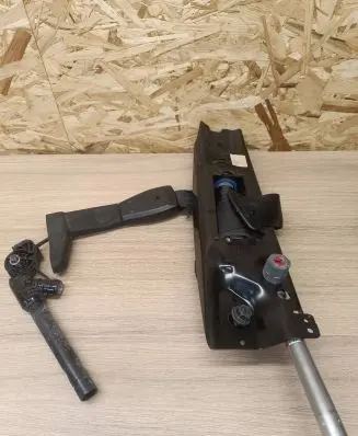 Volvo XC70 Front seatbelt