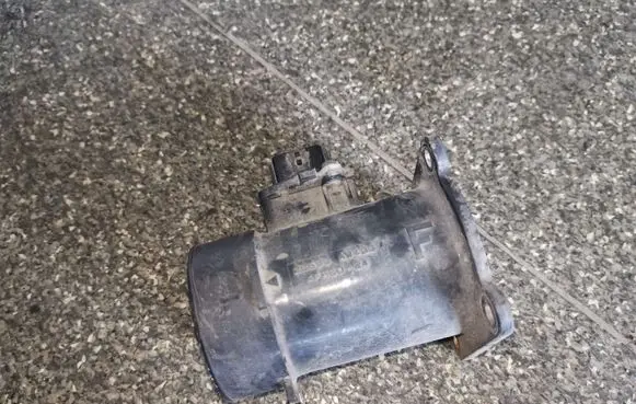 Nissan X-Trail T30 Mass air flow meter 226807S000