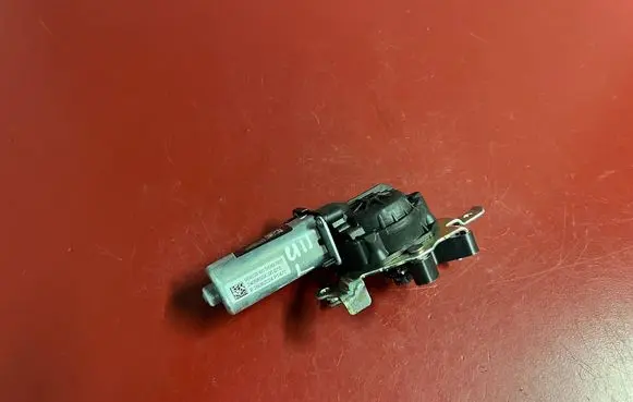 BMW X1 U11 Seat adjustment motor 2358487X11 25HA00006