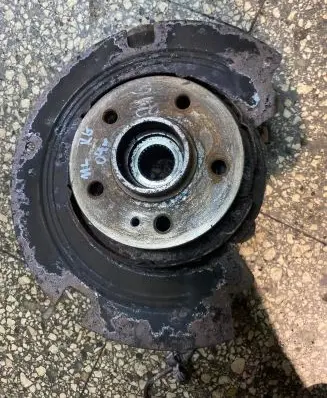 Mercedes-Benz ML W163 Rear wheel hub