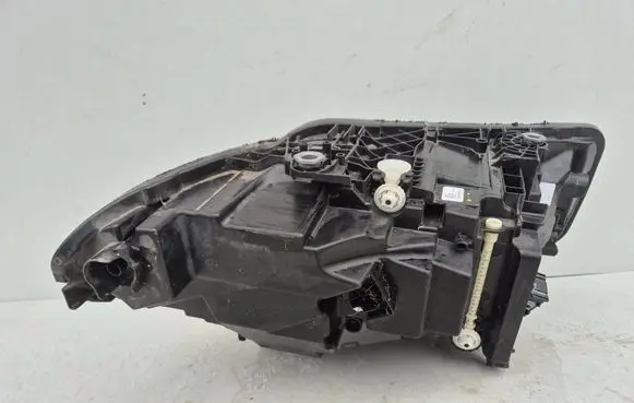 BMW 5 G30 G31 G38 Headlight part 015.323-01