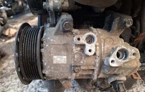 Toyota RAV 4 (XA30) Air conditioning (A/C) compressor (pump) 4472601257 5se12c