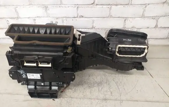 Audi A4 S4 B8 8K Interior heater climate box assembly 8K1820005AL