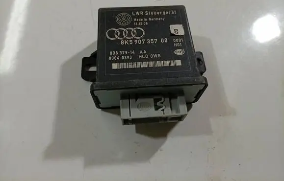 Audi A5 8T 8F Light module LCM 8K590735700