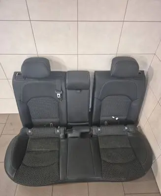 Seat set