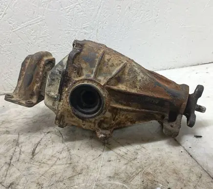 Mercedes-Benz W123 Rear differential 1233510101