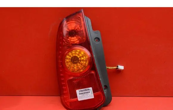Mitsubishi Space Star Rear/tail lights MR913173