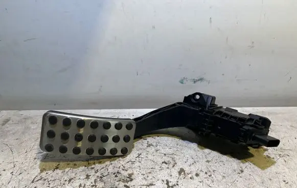 Mercedes-Benz EQA Accelerator throttle pedal A1773002100 290524174948 ZGS002Q005