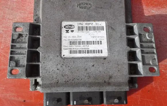 Citroen C5 Engine control unit/module IAW48P231
