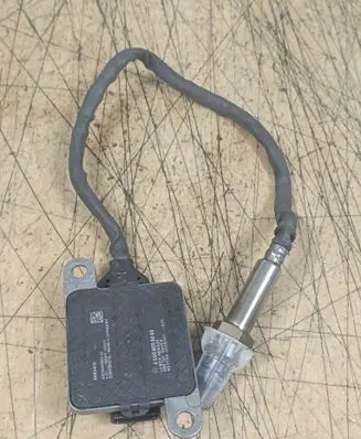 Mercedes-Benz E W213 Lambda probe sensor A0009053009