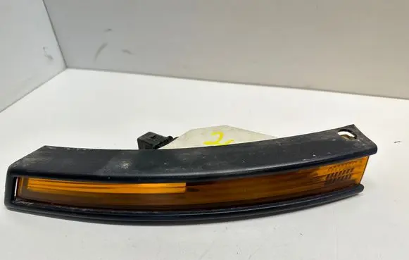 Volkswagen PASSAT B6 Front indicator light 3C0953041F