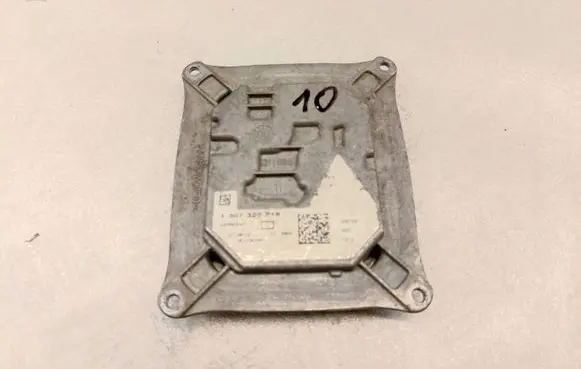 Audi A4 S4 B8 8K Headlight ballast module Xenon 10EEG080005