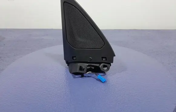 BMW 2 F45 Subwoofer speaker 2622802