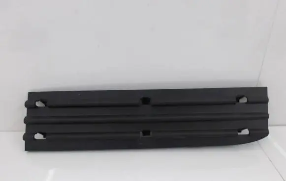 Citroen Berlingo Front bumper lower grill 9577724180