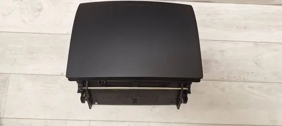 Volkswagen Touareg I Glove box 7L6857919A