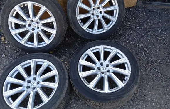 Volvo XC90 R20 alloy rim 31362277