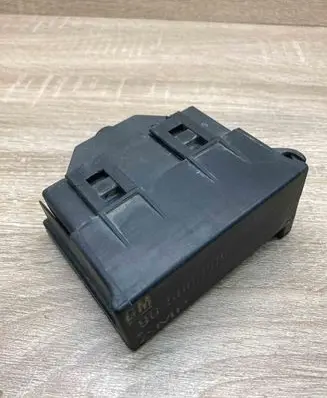 Opel Vectra B Fuse box set 90506262 9647301