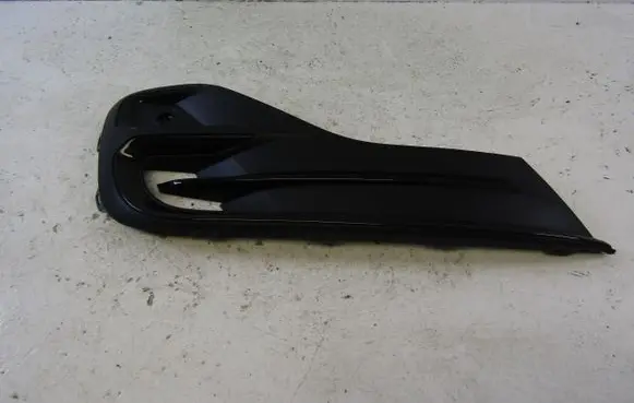Ford Focus Front fog light trim/grill NX7B15A298B